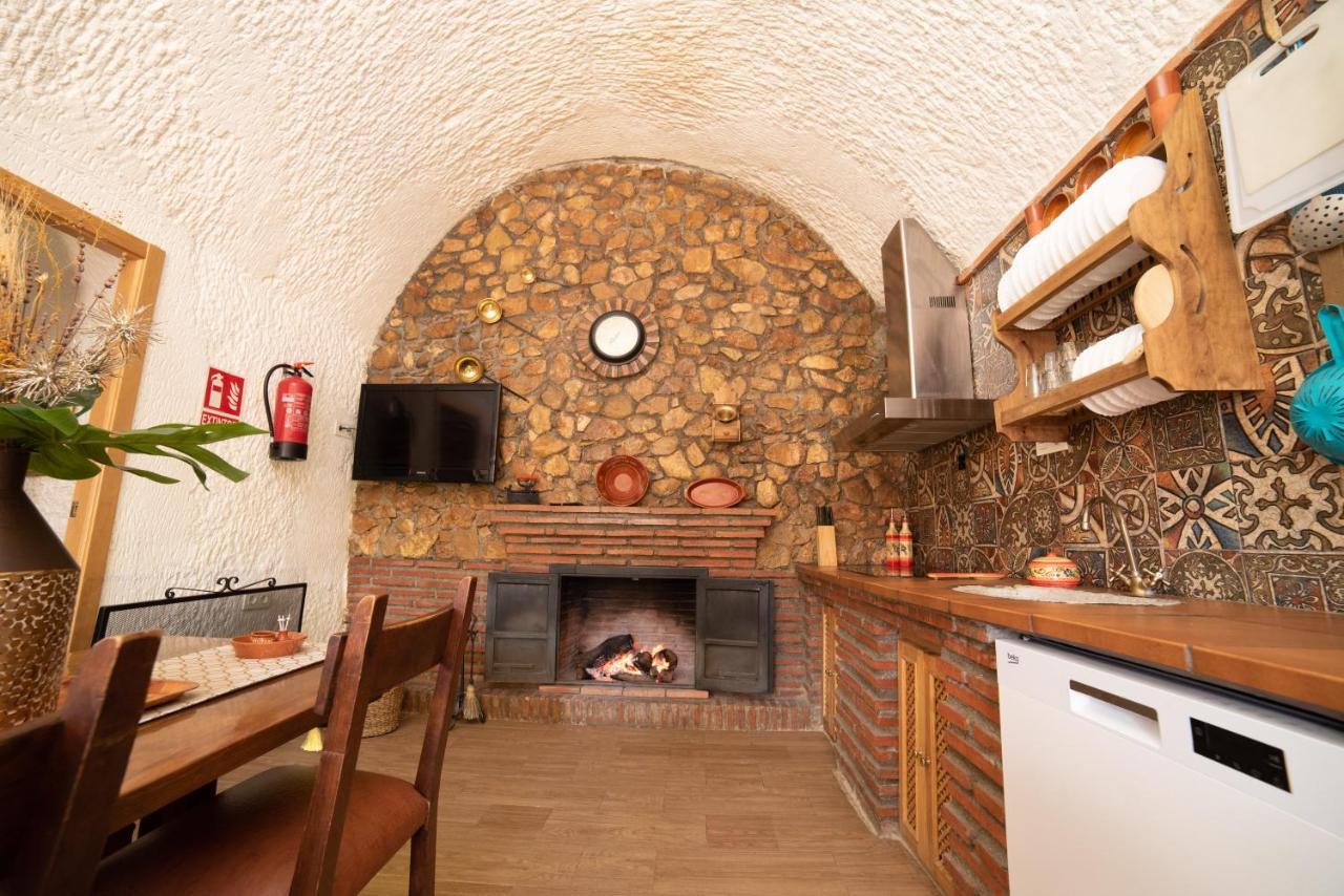 Holiday home Cuevas Cortijo Gachas *