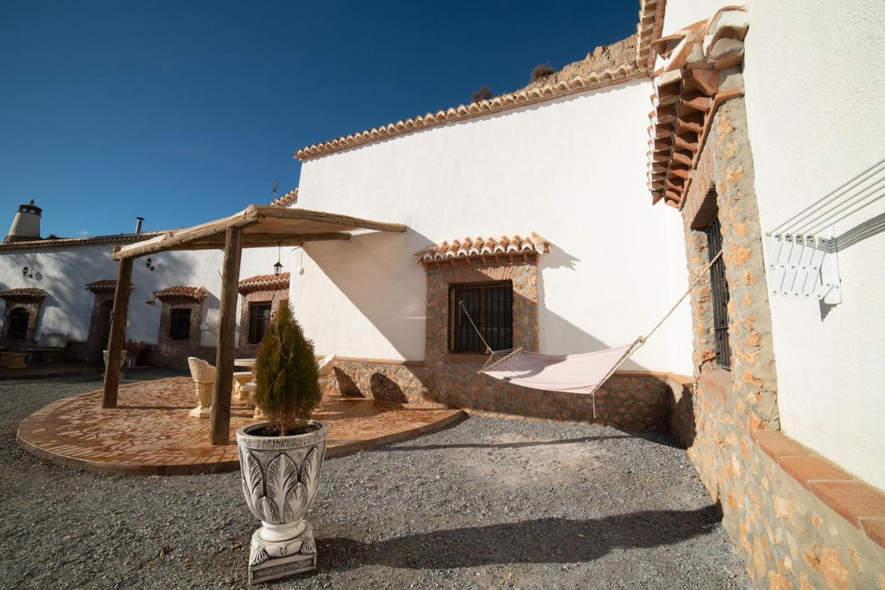 Cuevas Cortijo Gachas Holiday home *