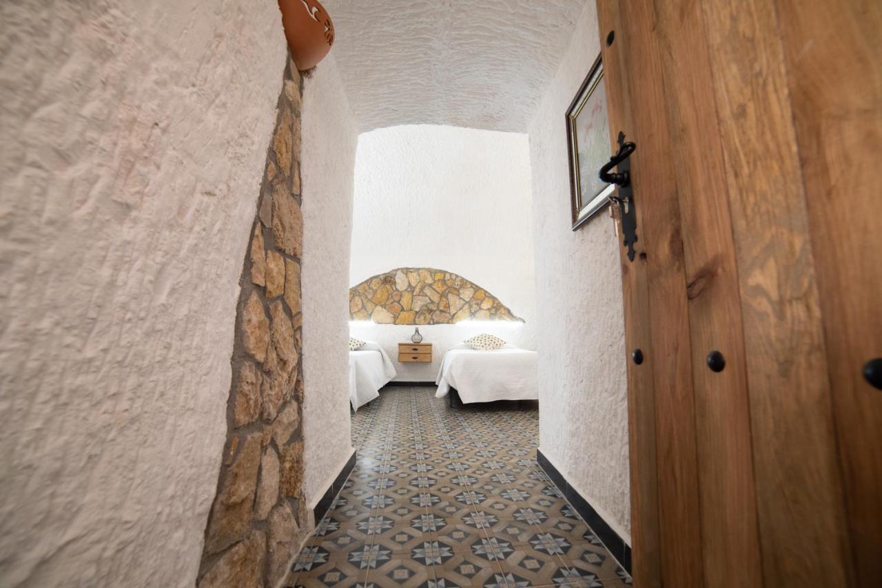 Cuevas Cortijo Gachas * Guadix
