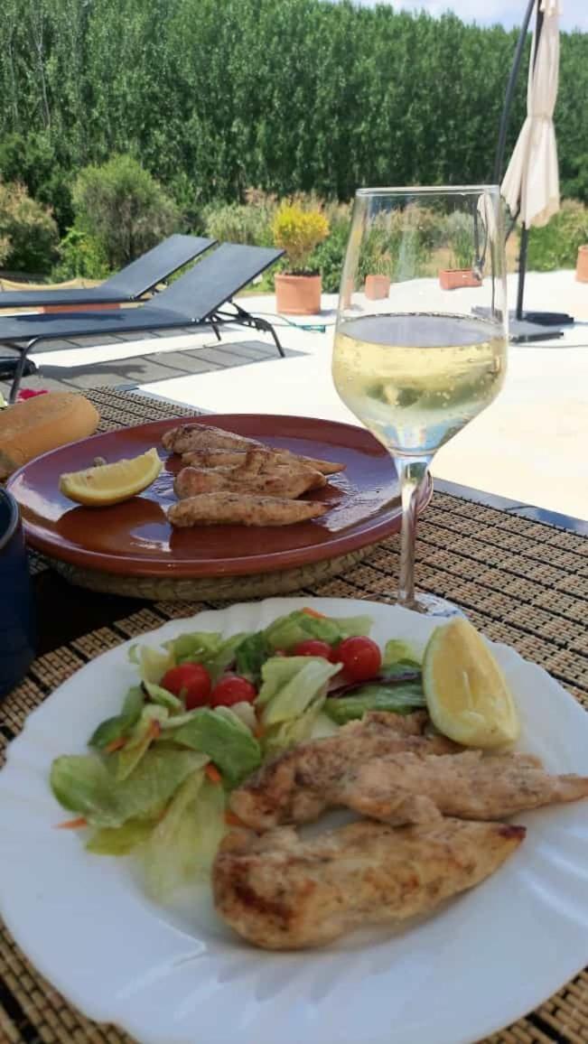 Cuevas Cortijo Gachas Holiday home *